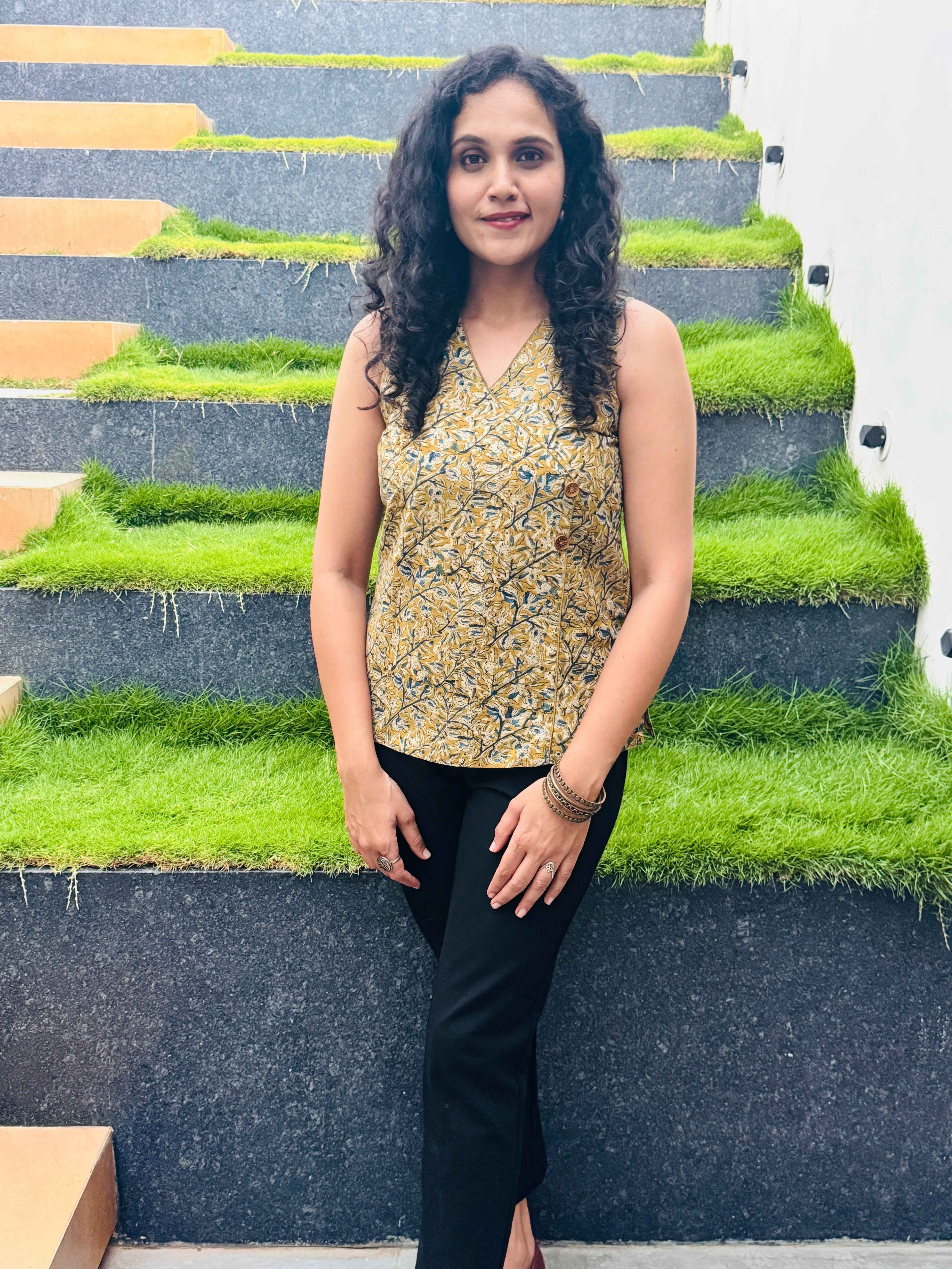 Siya - Hand block printed kalamkari sleeveless short top