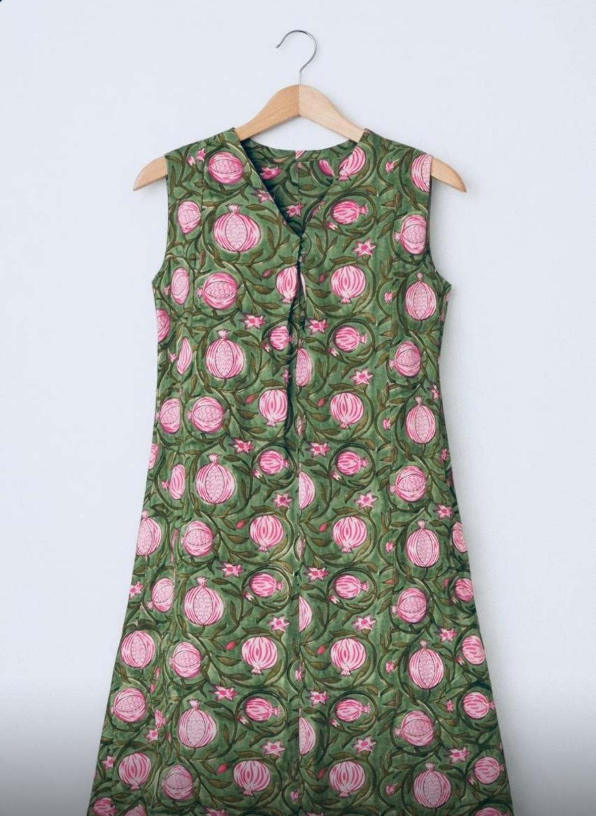 Arna - Olive Green Pleated dress
